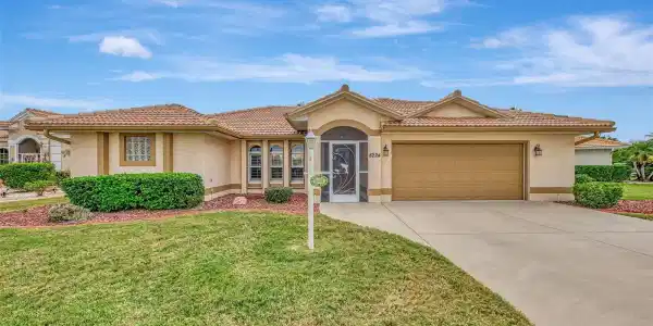 8224 LAKESIDE DRIVE