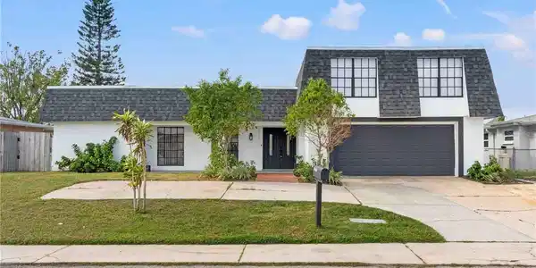 4029 GLISSADE DRIVE