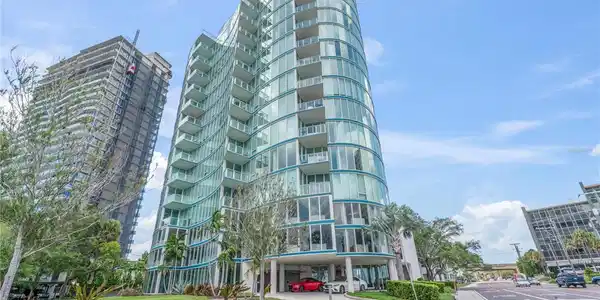 2900 W BAY TO BAY BOULEVARD