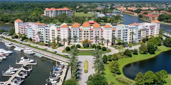 102 YACHT HARBOR DRIVE