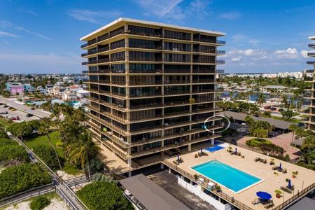 7650 BAYSHORE DRIVE