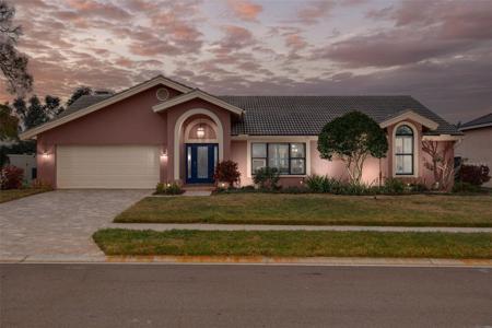 1811 STONEBROOK LANE