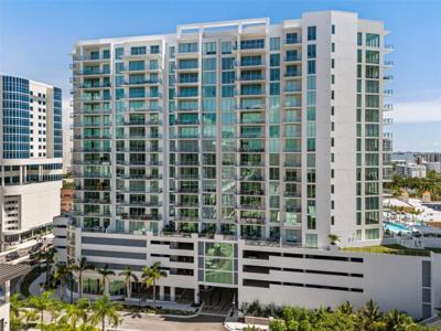 301 QUAY COMMONS