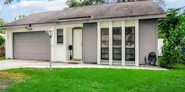 1733 EVANS DRIVE