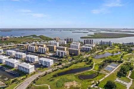 4411 BAY BEACH LANE