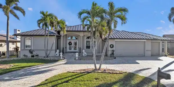 870 NAPOLI LANE