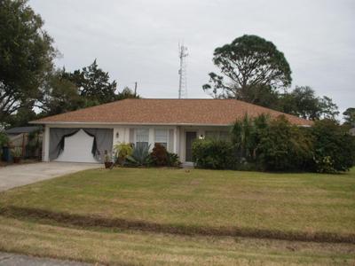 2715 BANYAN DRIVE