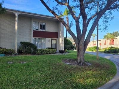 2938 PINE CONE CIRCLE