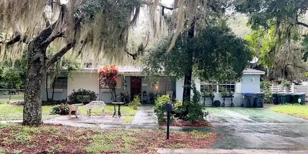 2000 AUGUSTINE DRIVE