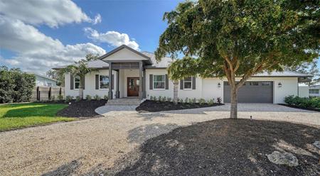 7820 HOLIDAY DRIVE