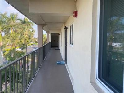 1010 MANATEE ROAD
