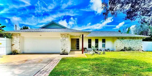112 N CORY DRIVE