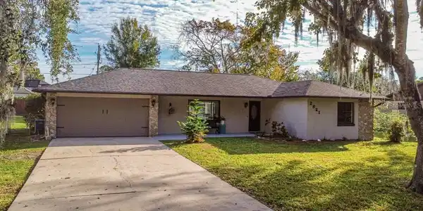 2621 KUMQUAT DRIVE