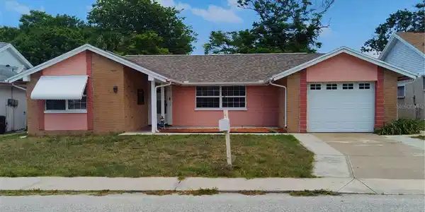 4249 STRATFIELD