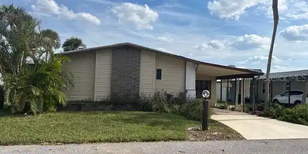 797 HEATHERCREEK COURT