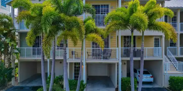 553 BAHIA BEACH BOULEVARD
