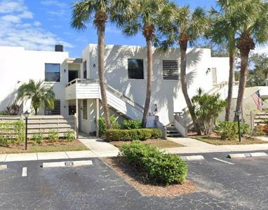 226 LAKEWOOD DRIVE