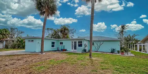 249 NORTH DRIVE