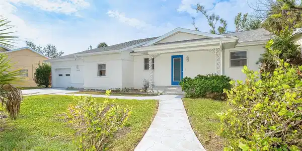 860 KNIGHTS LANE
