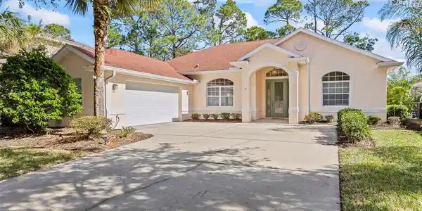 15 WATERSIDE PARKWAY