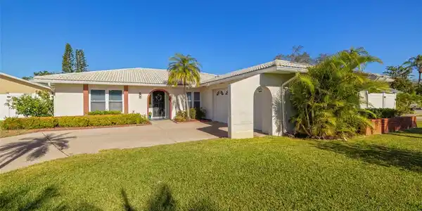 13025 FOREST DRIVE