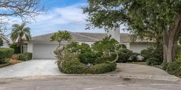 3707 CORSAIR COURT
