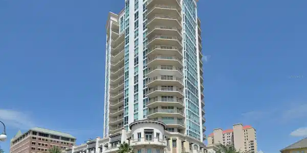 450 KNIGHTS RUN AVENUE