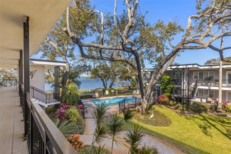 1101 VICTORIA DRIVE
