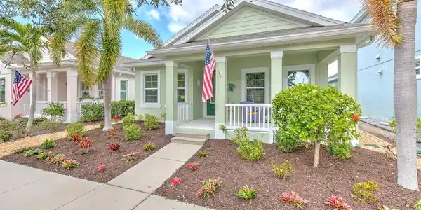 625 WINTERSIDE DRIVE