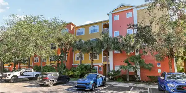 4207 S DALE MABRY HIGHWAY