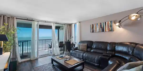 506 GULF BOULEVARD