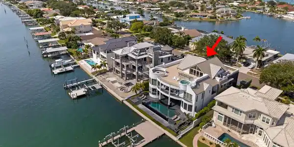837 HARBOR ISLAND