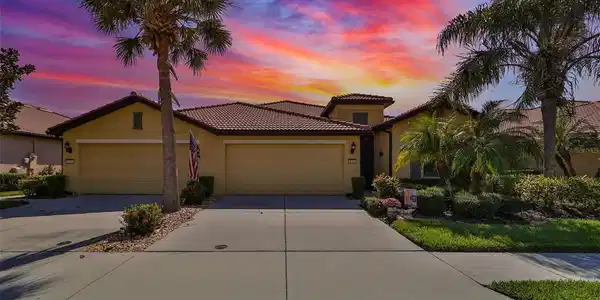 5611 SUNSET FALLS DRIVE