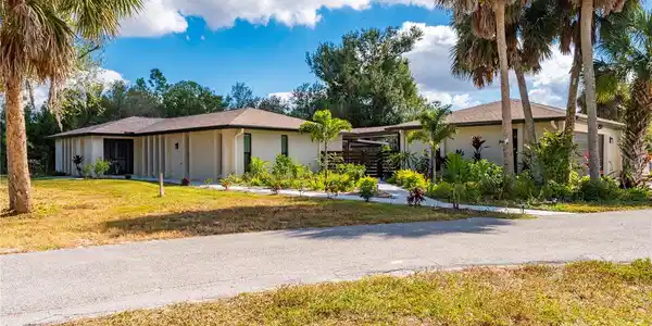 24549 NOVA LANE