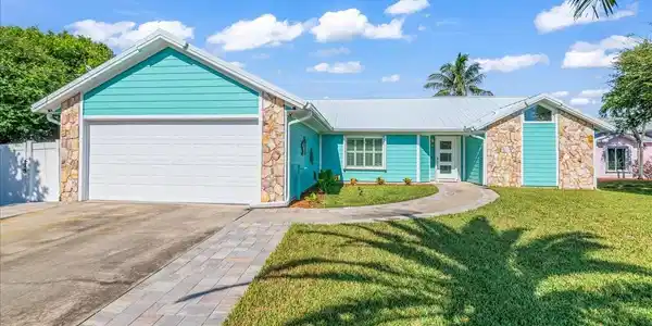 5120 PALM DRIVE