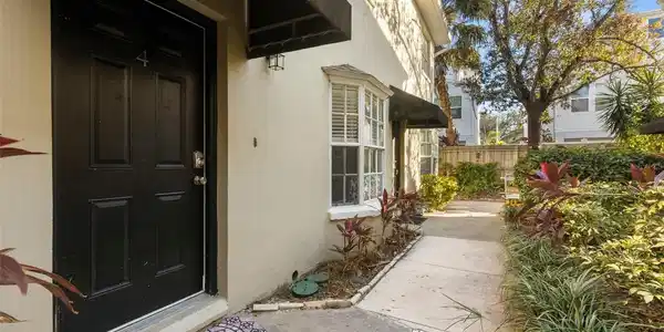 409 S AUDUBON AVENUE