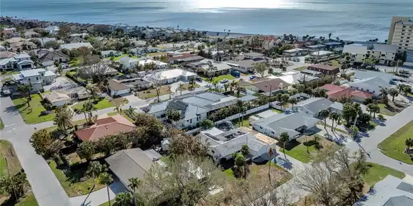 505 VILLAS DRIVE