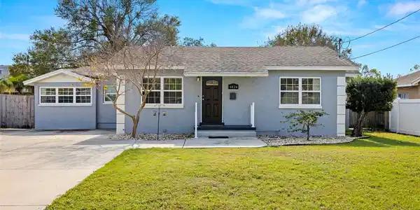 4424 W BAY VILLA AVENUE