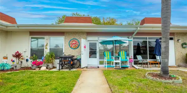 4375 TAHITIAN GARDENS CIRCLE
