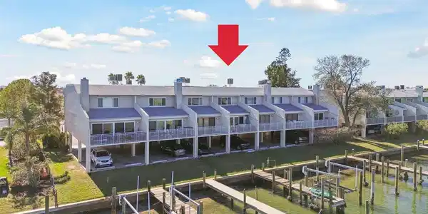 322 WINDRUSH BOULEVARD