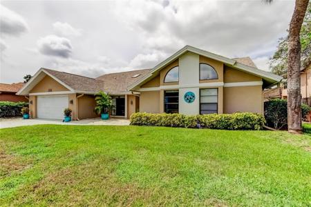 1119 HUNTINGTON LANE