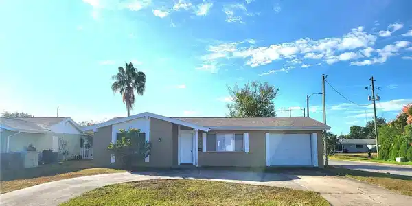 4004 GRAYTON DRIVE