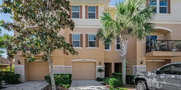 4928 HAMMERHEAD DRIVE
