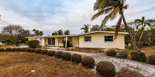 601 AMBASSADOR LANE