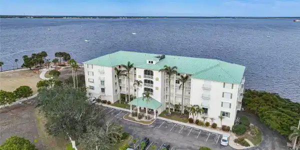 200 HARBOR WALK DRIVE