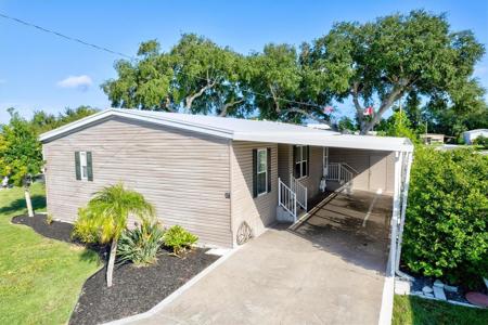 87 LAKEVIEW DRIVE