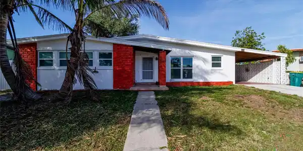2159 FLOYD COURT