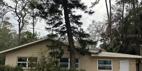 7119 OAKWOOD DRIVE