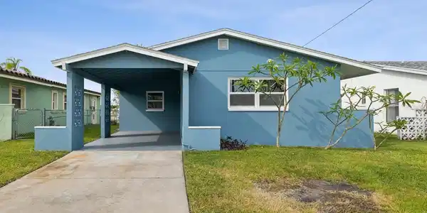 4430 FLORAMAR TERRACE