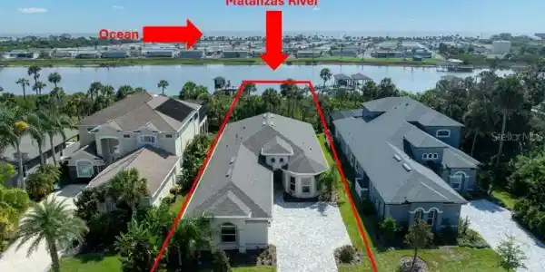 31 RIVERWALK DRIVE S